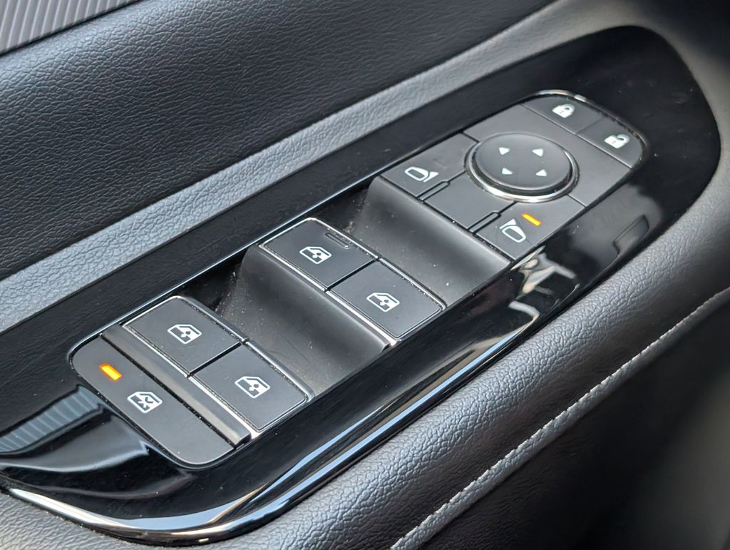 Used 2025 Nissan Murano SUV