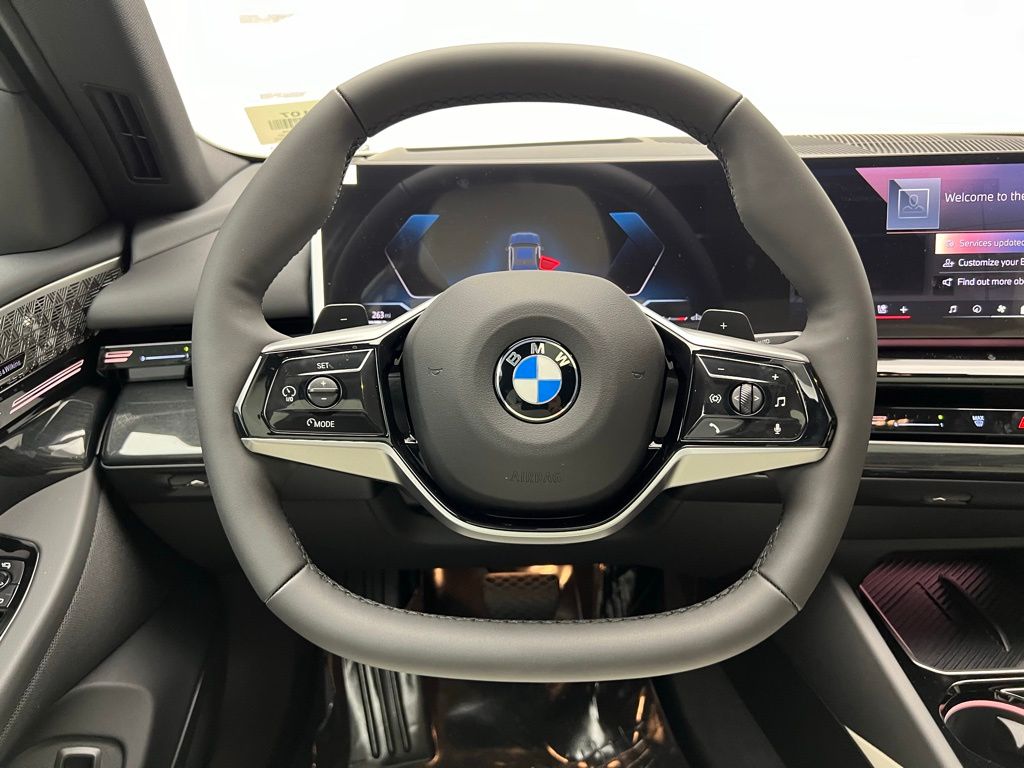 Thumbnail: 2026 BMW 5 Series - 16