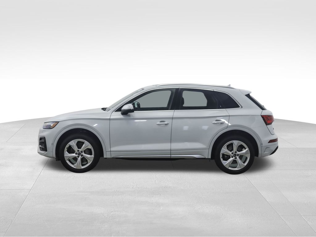 Thumbnail: 2021 Audi Q5 - 2