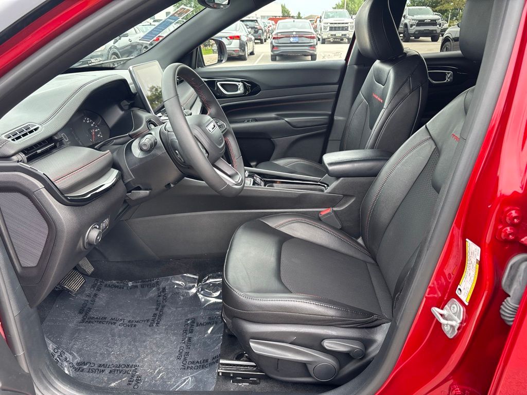 Used 2025 Jeep Compass SUV