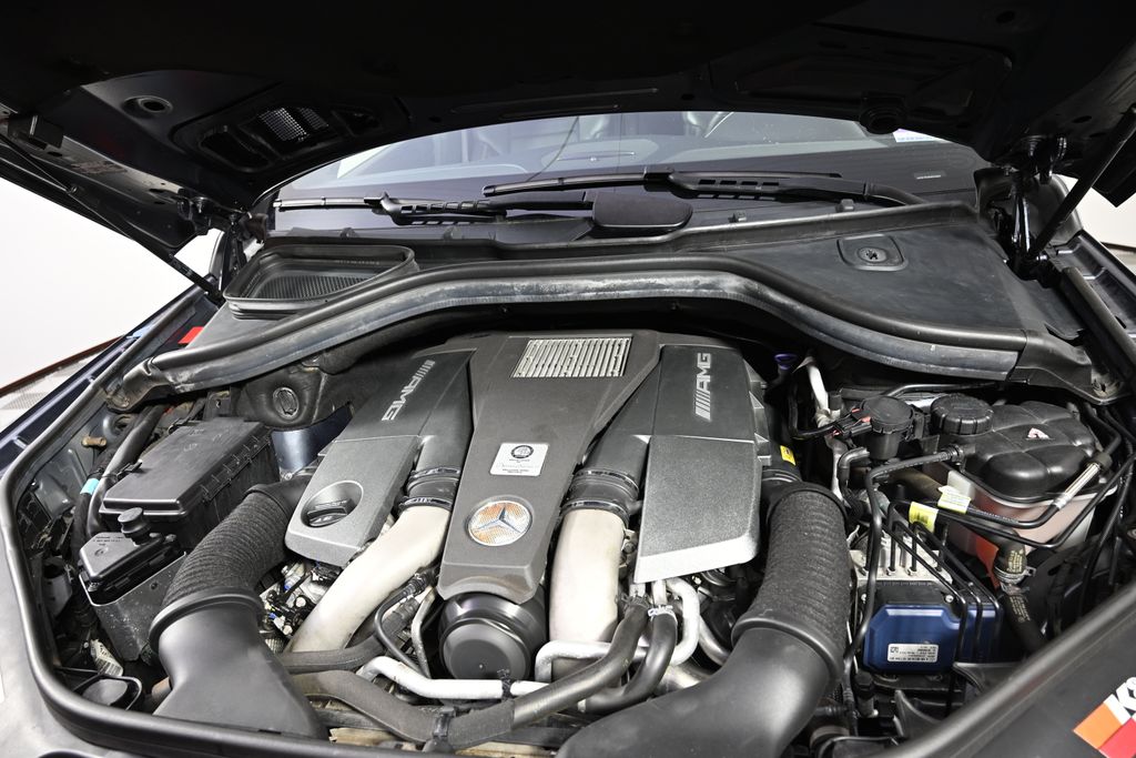 Thumbnail: 2015 Mercedes-Benz GL-Class - 29