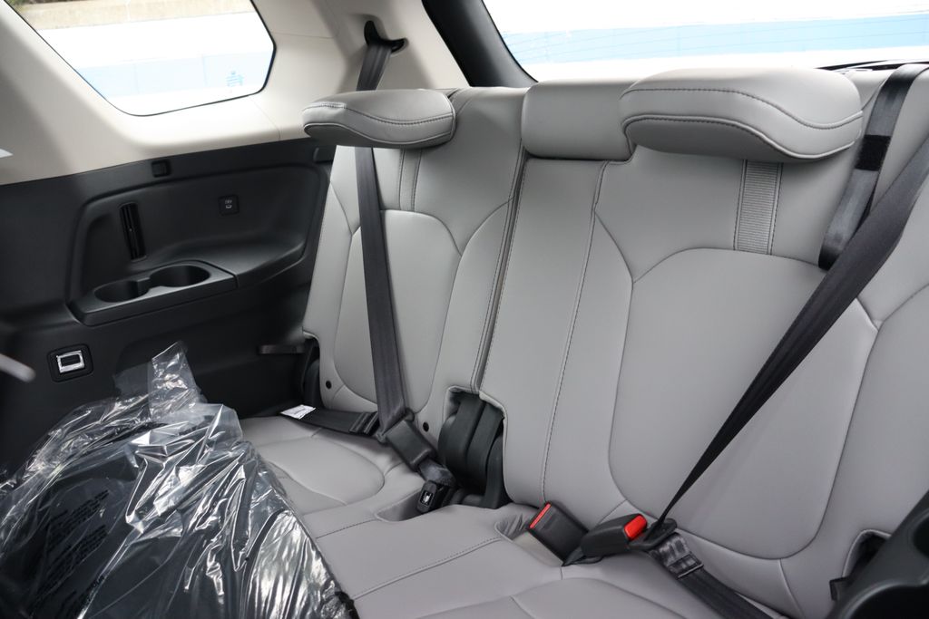 2025 Honda Pilot EX-L 13