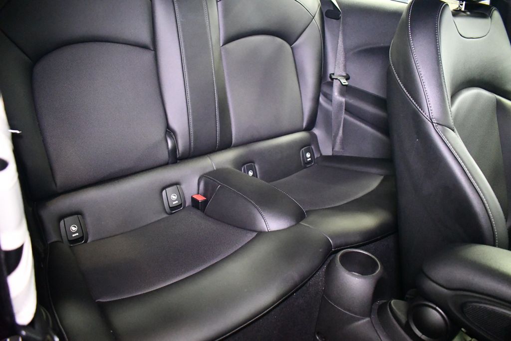 Thumbnail: 2017 MINI Cooper - 26