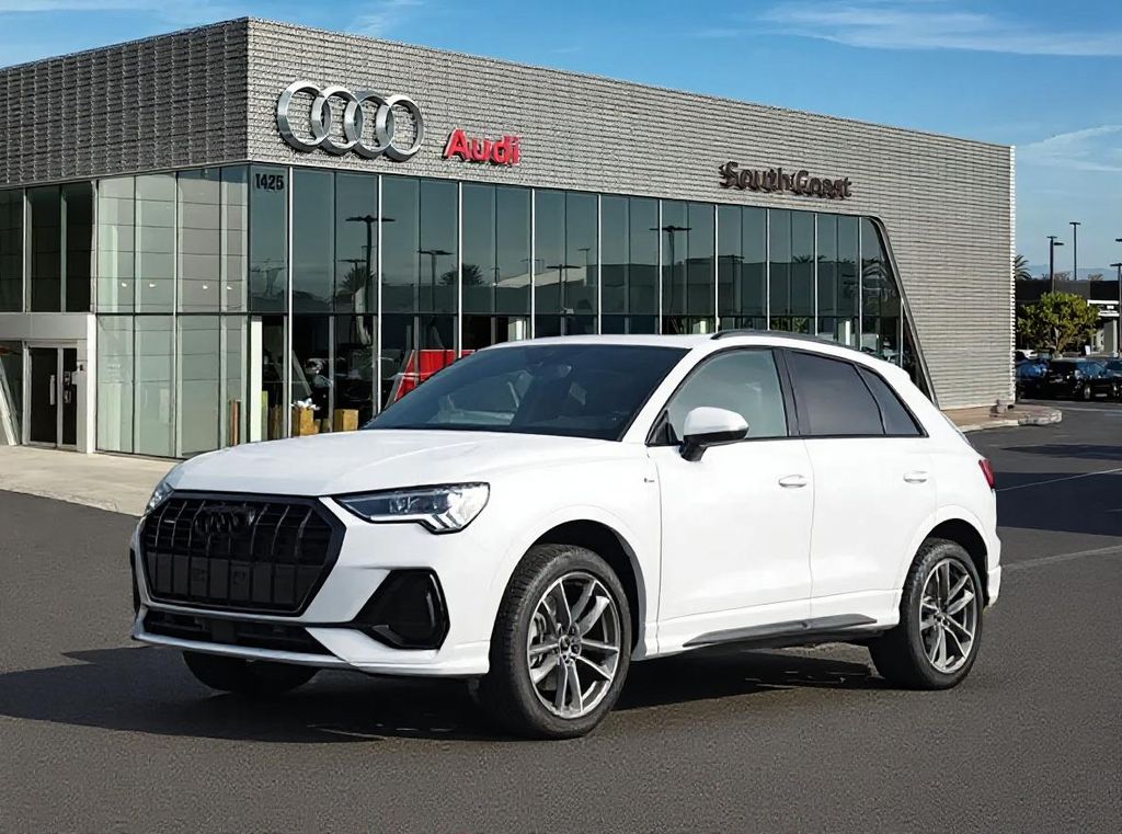 Thumbnail: 2025 Audi Q3 - 1