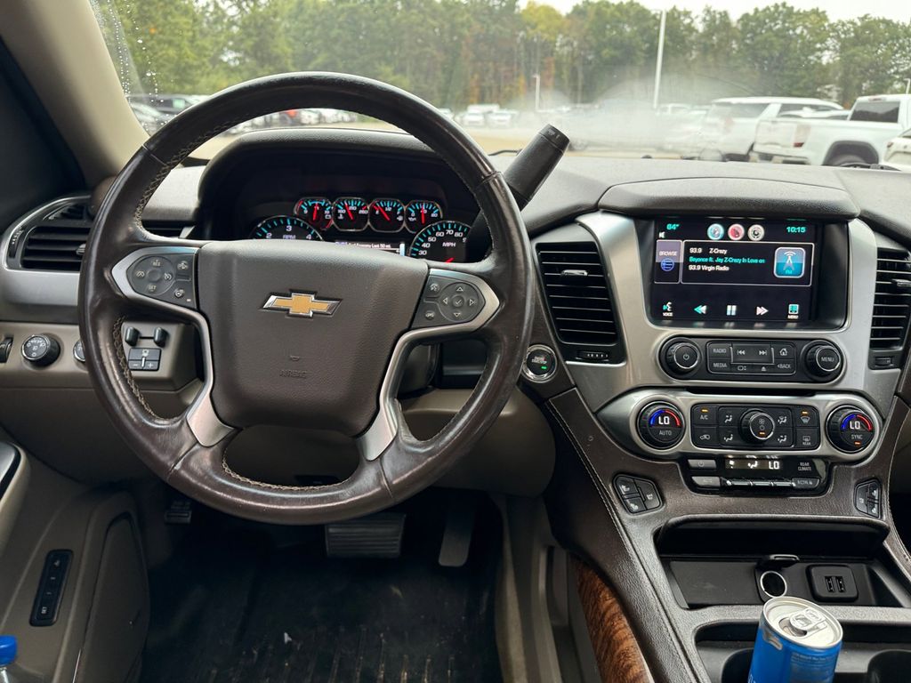 2015 Chevrolet Tahoe LTZ 9