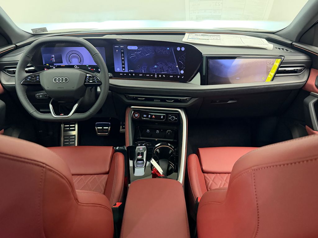 Thumbnail: 2026 Audi SQ5 - 16