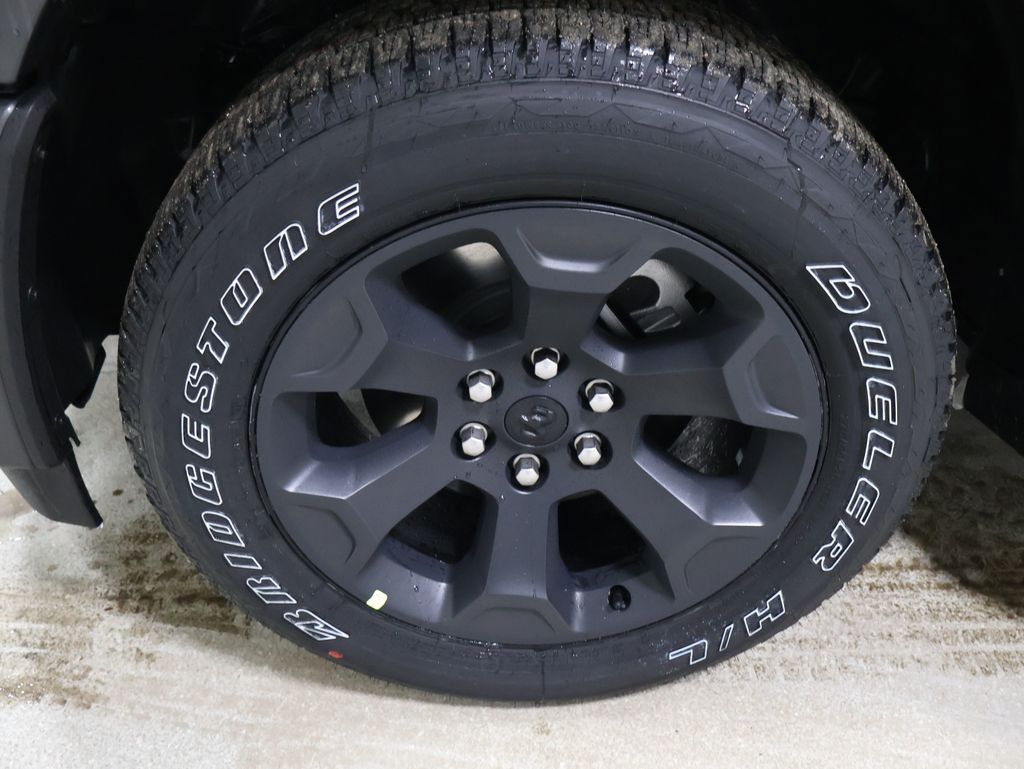 View vehicle photo 6