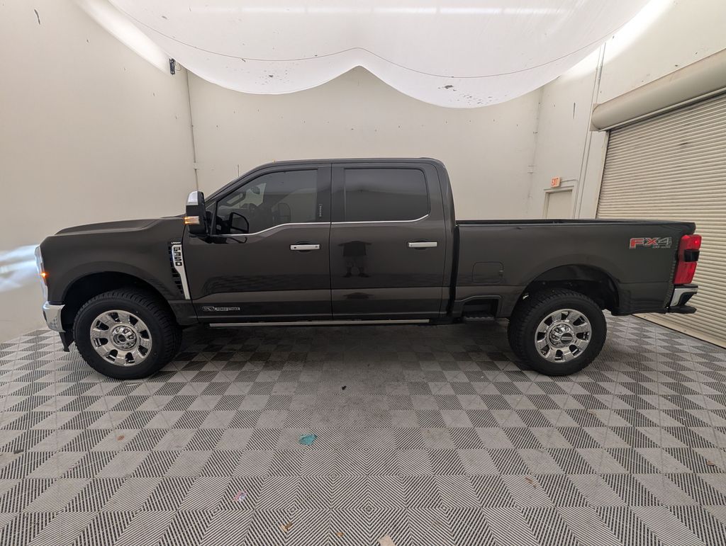 2024 Bronze Metallic Ford Super Duty F-350 SRW Lariat 4X4 Truck