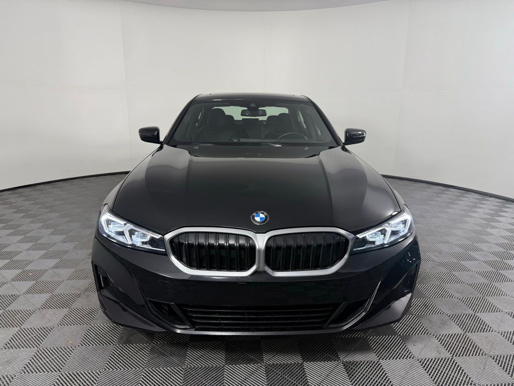 Thumbnail: 2023 BMW 3 Series - 2