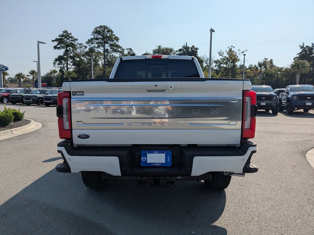2026 Ford Super Duty F-350 SRW Platinum