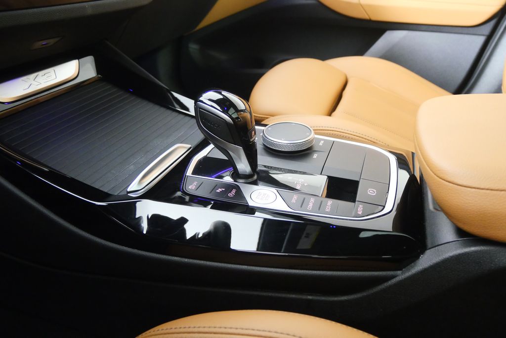 Thumbnail: 2022 BMW X3 - 27