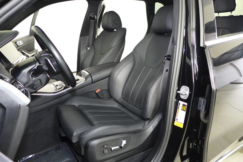 Thumbnail: 2020 BMW X5 - 22