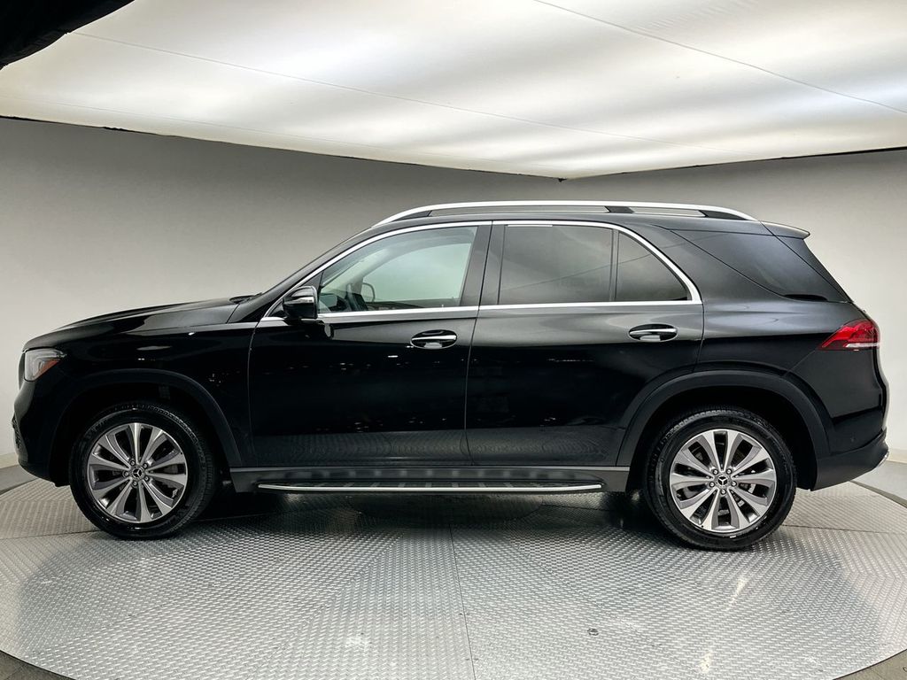 Thumbnail: 2022 Mercedes-Benz GLE - 2