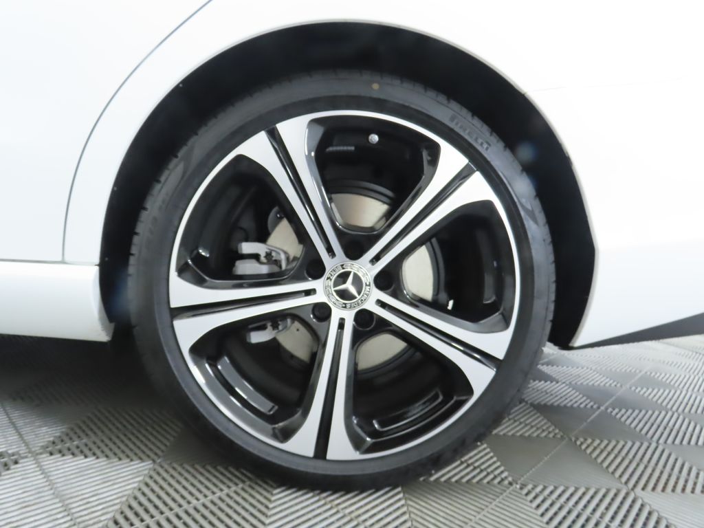 Thumbnail: 2025 Mercedes-Benz C-Class - 32