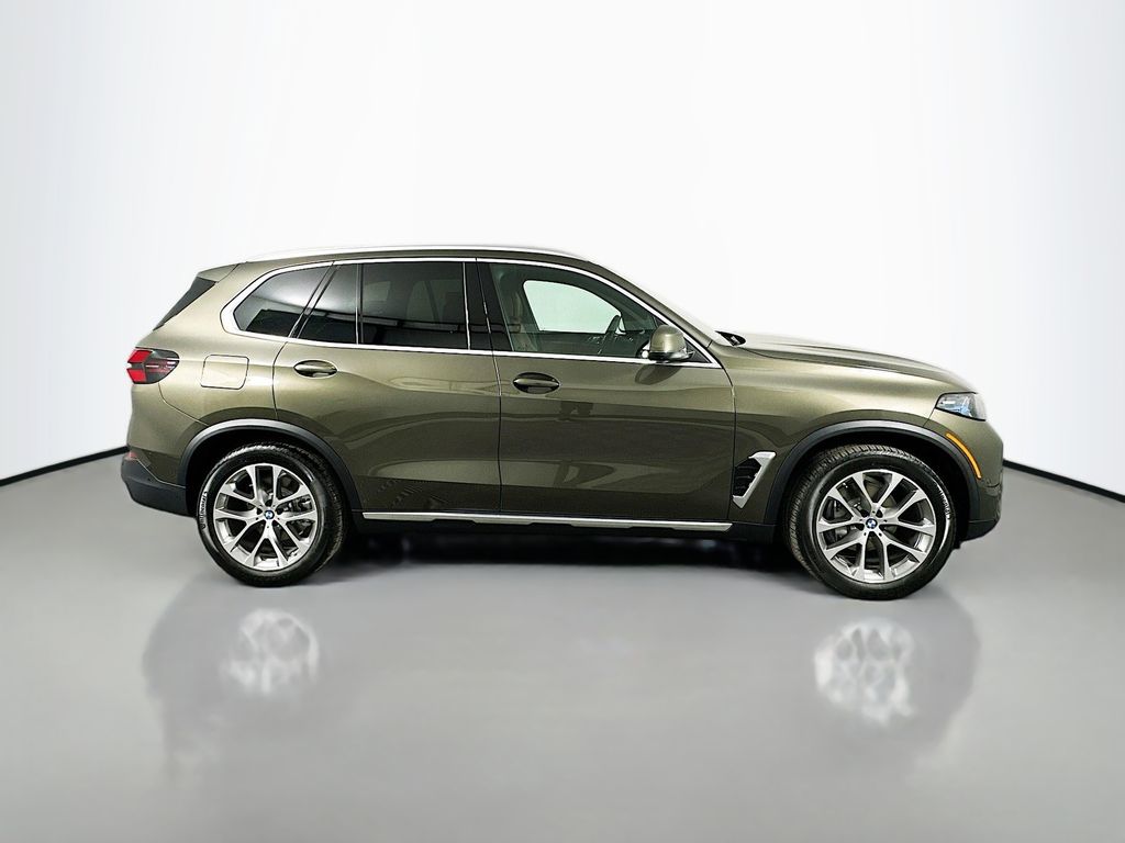 Thumbnail: 2026 BMW X5 - 4