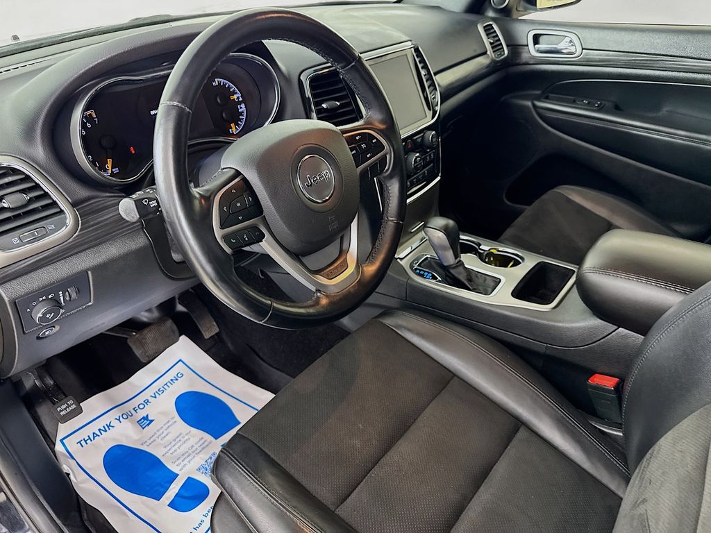 Used Car 2022 Jeep Grand Cherokee Wk  Laredo X For Sale Under $30,000 In Austin, Texas