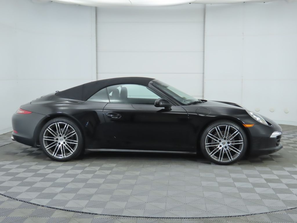 Thumbnail: 2016 Porsche 911 - 12