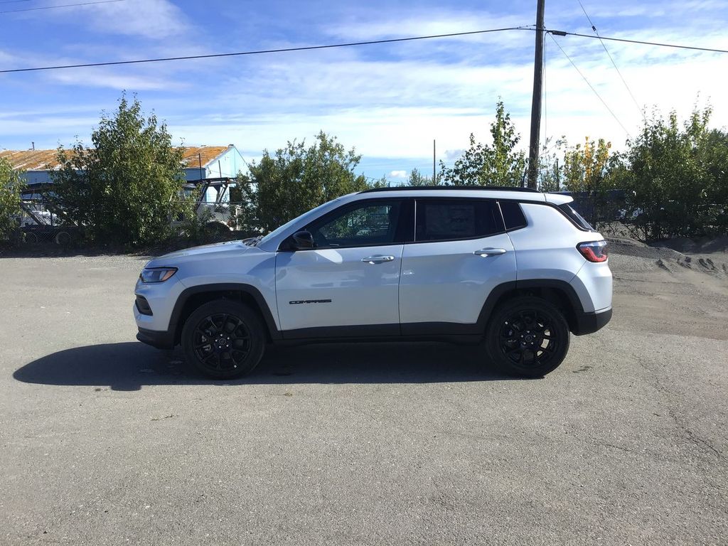 2025 Jeep Compass Latitude