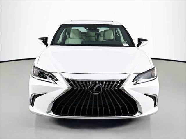 Thumbnail: 2025 Lexus ES - 2
