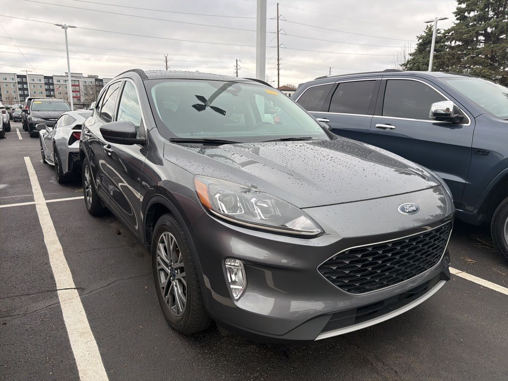 Thumbnail: 2021 Ford Escape - 4