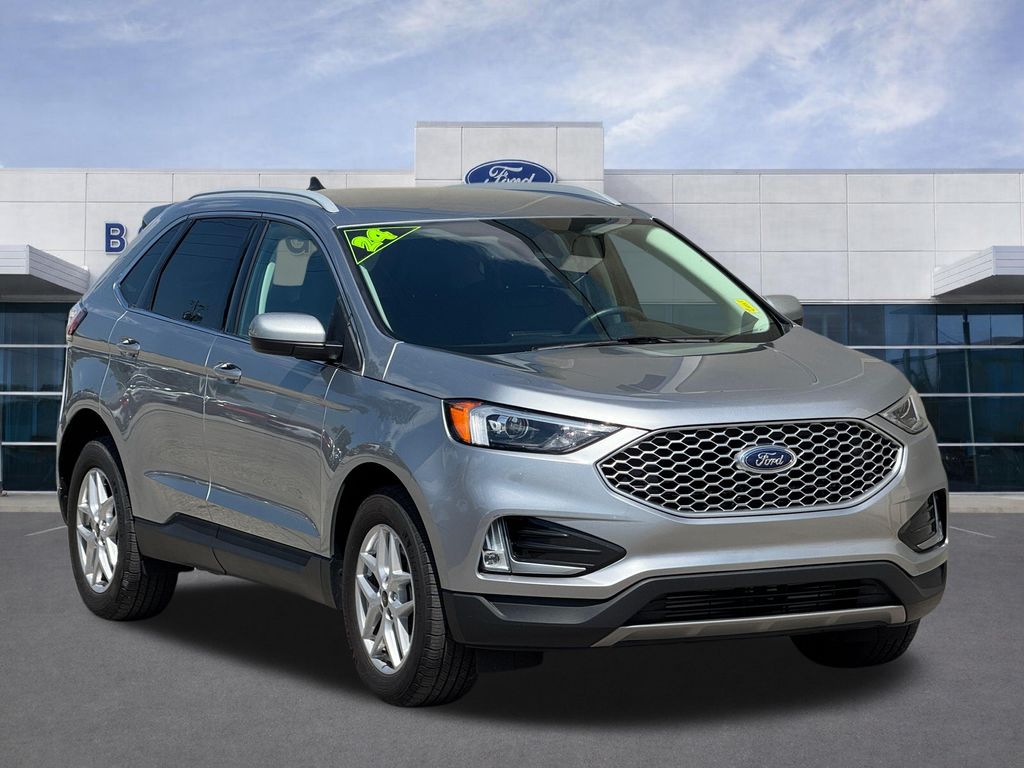Used 2024 Ford Edge SEL with VIN 2FMPK4J99RBB17581 for sale in Kansas City