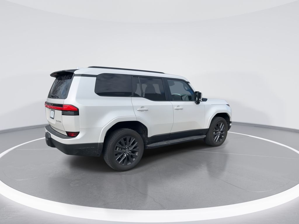 Thumbnail: 2024 Lexus GX - 8