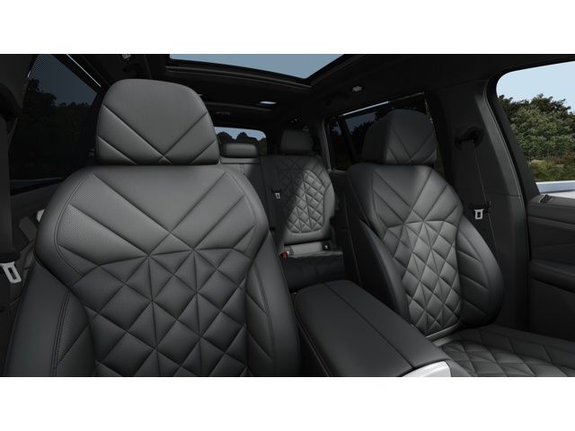 Thumbnail: 2026 BMW X7 - 11