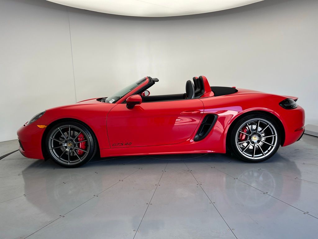 2025 Porsche 718 Boxster GTS 2