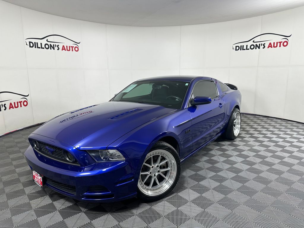 2014 Ford Mustang GT Coupe RWD