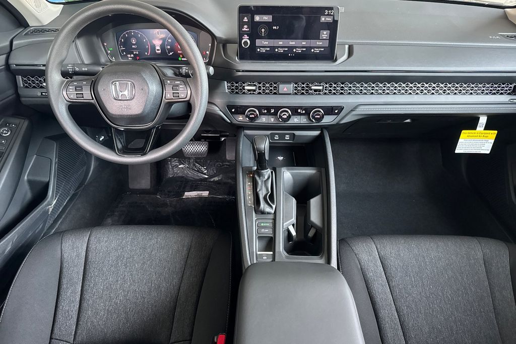 New 2026 Platinum White Pearl Honda SE image 15