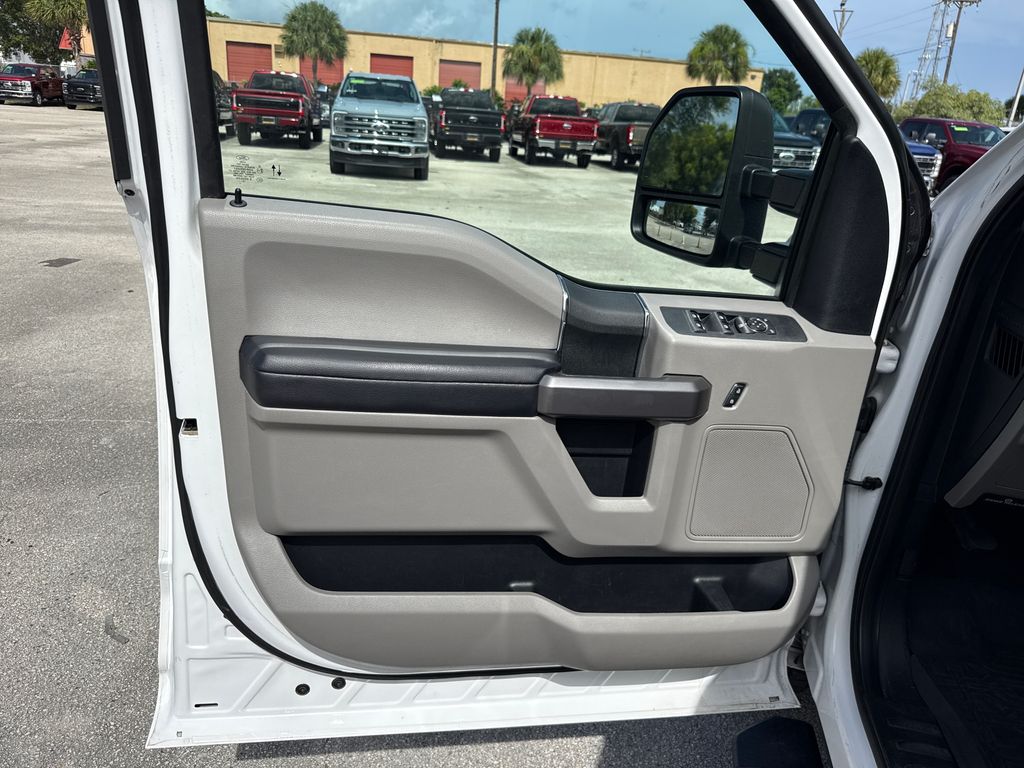 Used 2020 White Ford XLT image 12