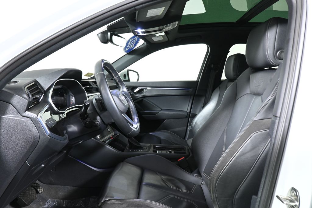 Thumbnail: 2022 Audi Q3 - 3