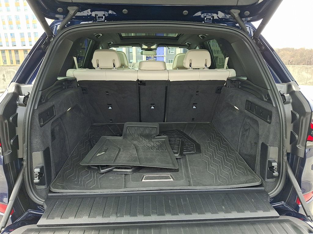 Thumbnail: 2025 BMW X5 - 28