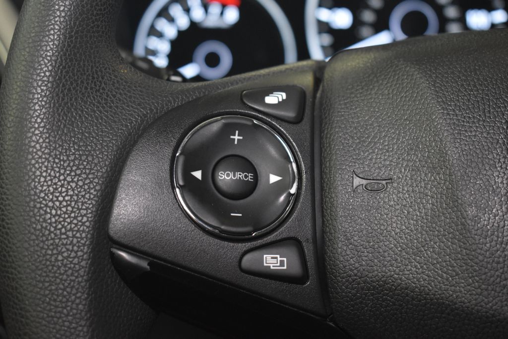 Thumbnail: 2017 Honda HR-V - 20