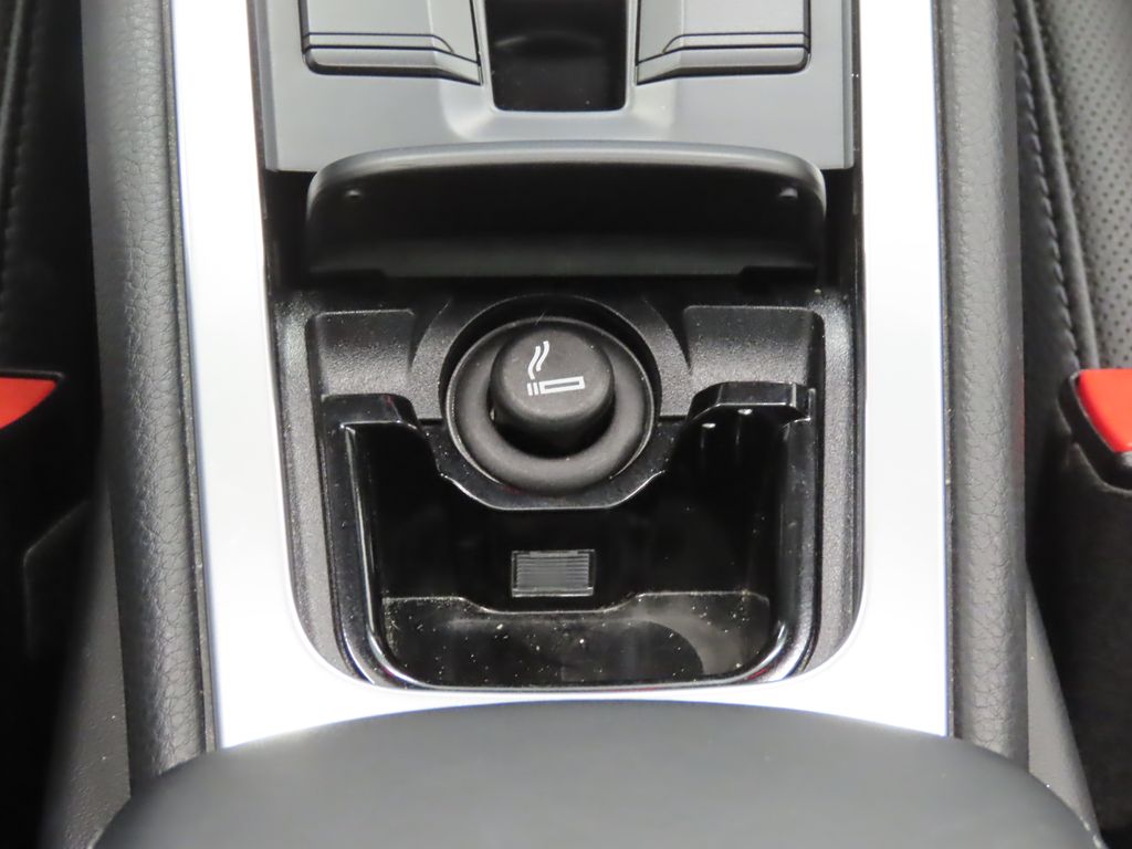 Thumbnail: 2017 Porsche 911 - 29