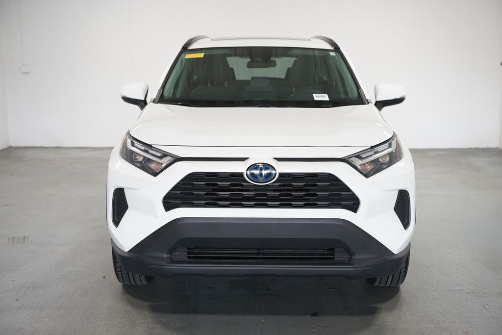 Thumbnail: 2022 Toyota RAV4 - 2