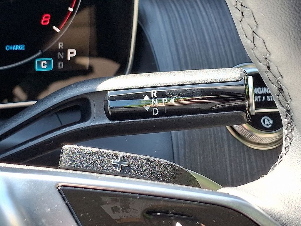 Thumbnail: 2025 Mercedes-Benz GLC - 12