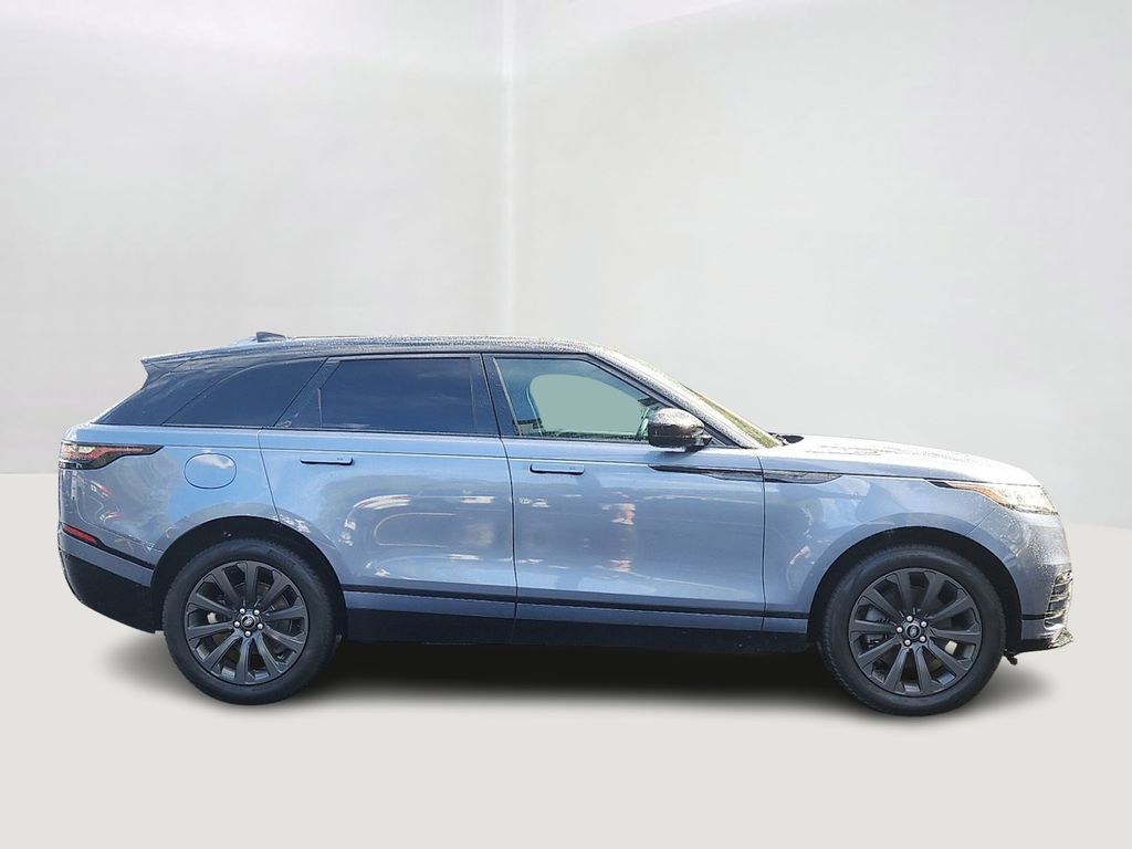 Thumbnail: 2022 Land Rover Range Rover Velar - 4