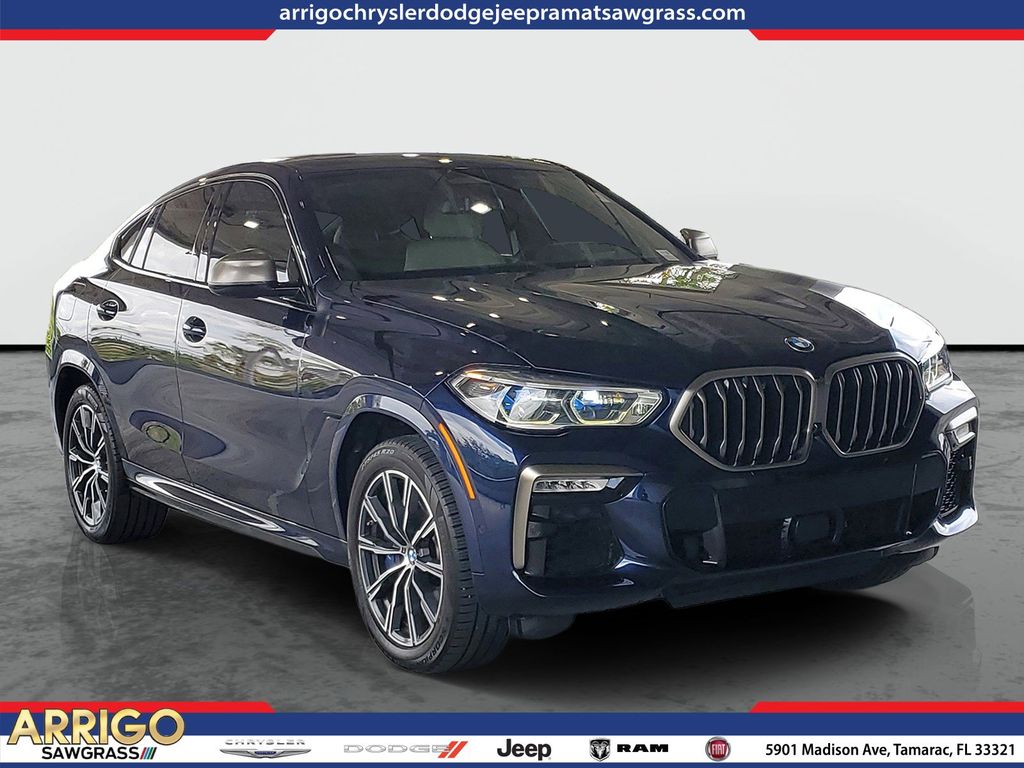 2021 BMW X6 M50i