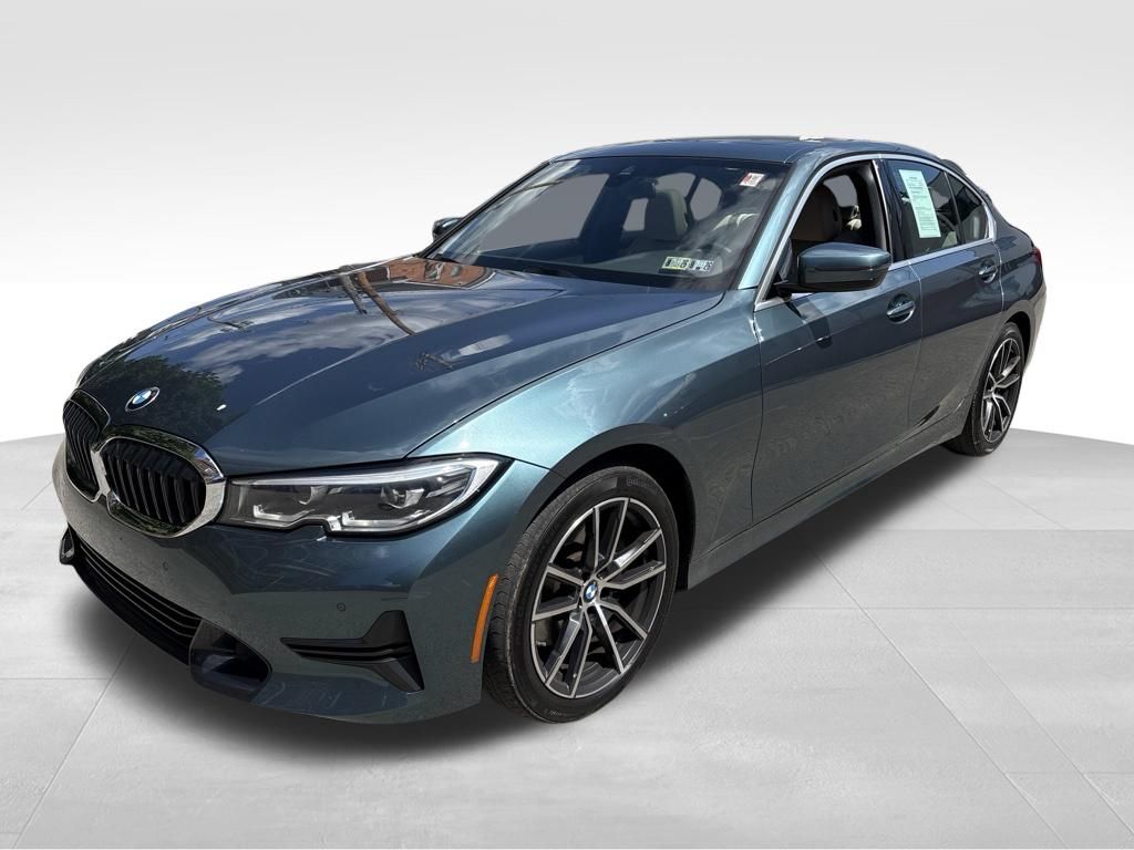 2021 BMW 3 Series 330i xDrive Sedan's photo