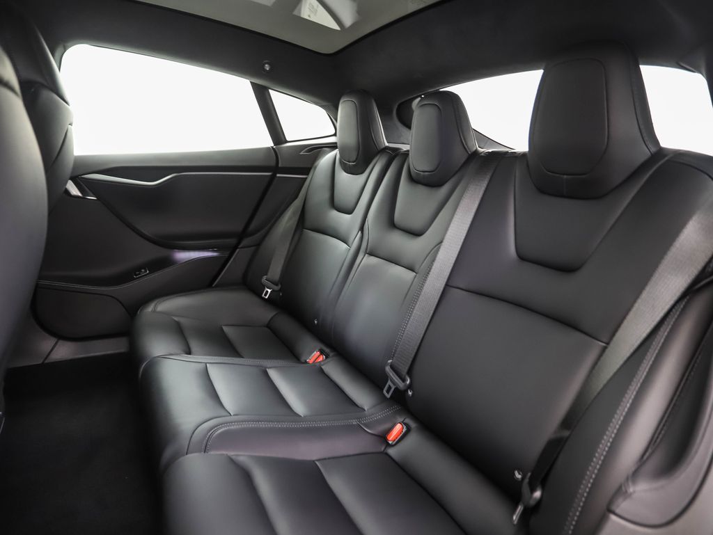 2021 Tesla Model S Long Range 21