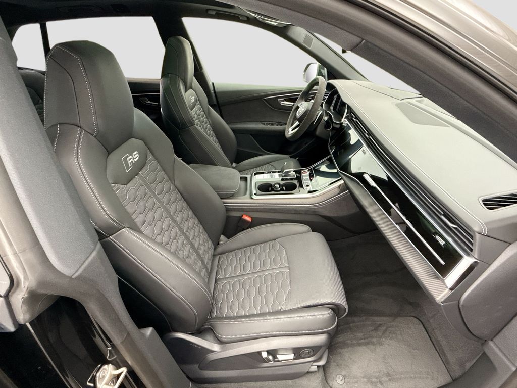 Thumbnail: 2026 Audi RS Q8 - 20