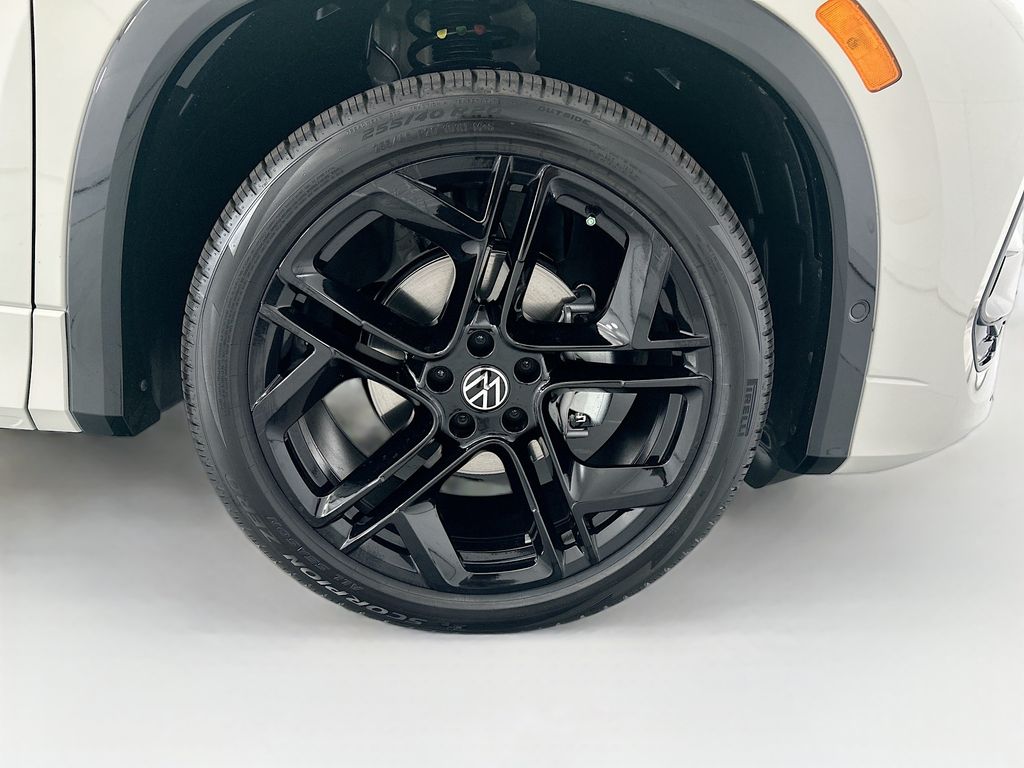 Thumbnail: 2026 Volkswagen Tiguan - 30