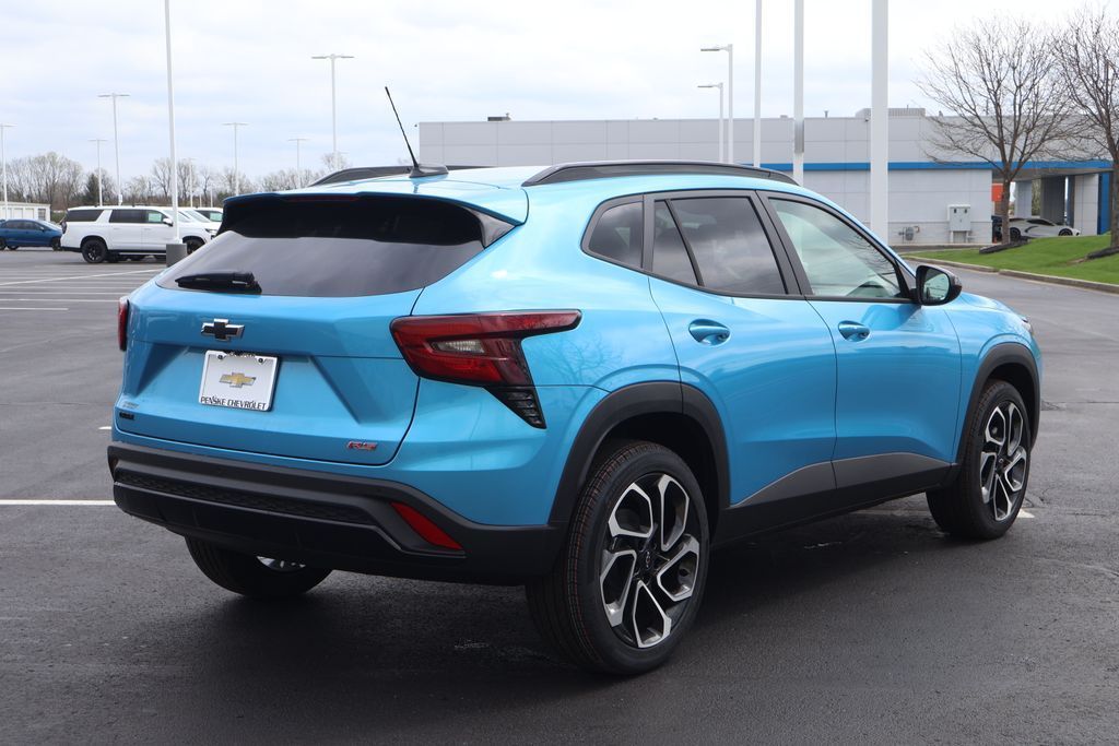 Thumbnail: 2026 Chevrolet Trax - 8