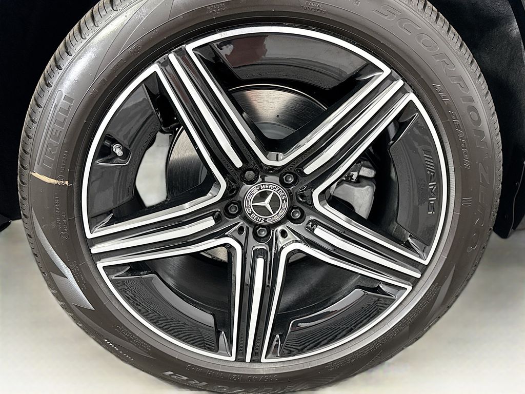 Thumbnail: 2026 Mercedes-Benz GLE - 32