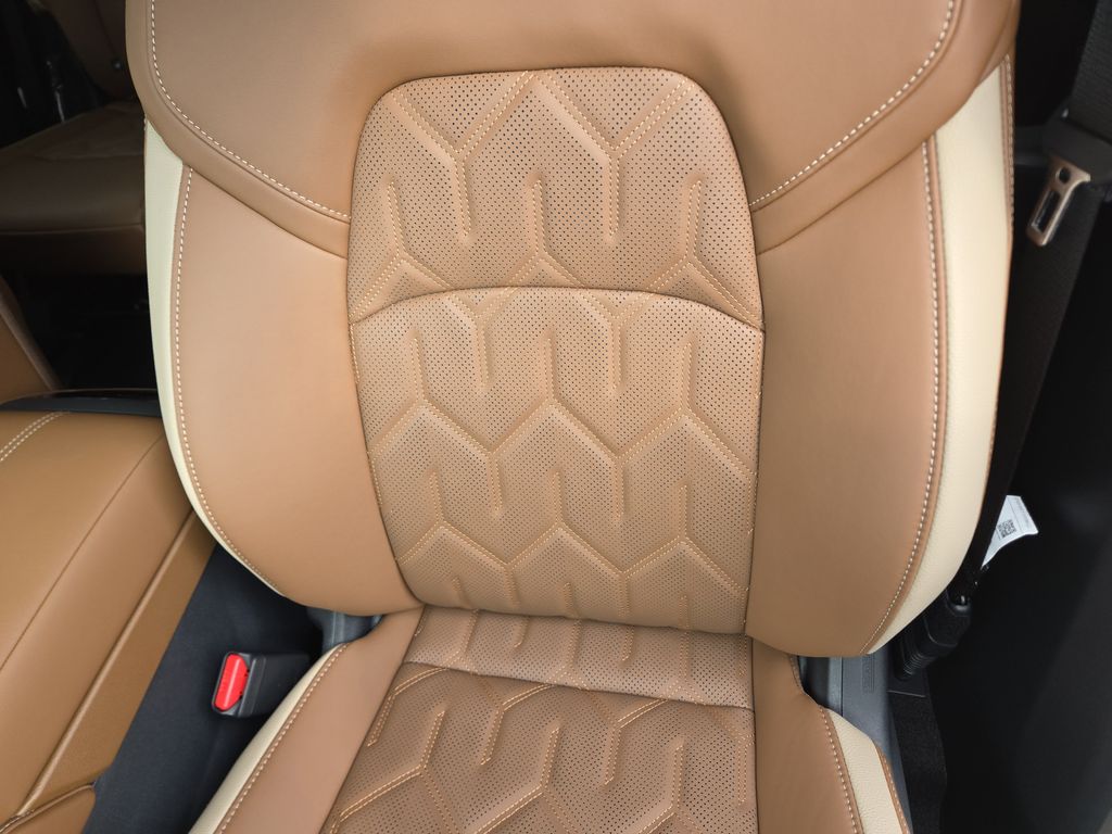 2026 Nissan Pathfinder Platinum Black at Bravo Nissan