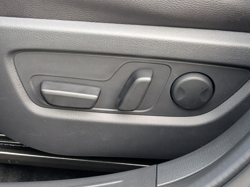 2025 Mazda CX-50 2.5 Turbo Premium Package