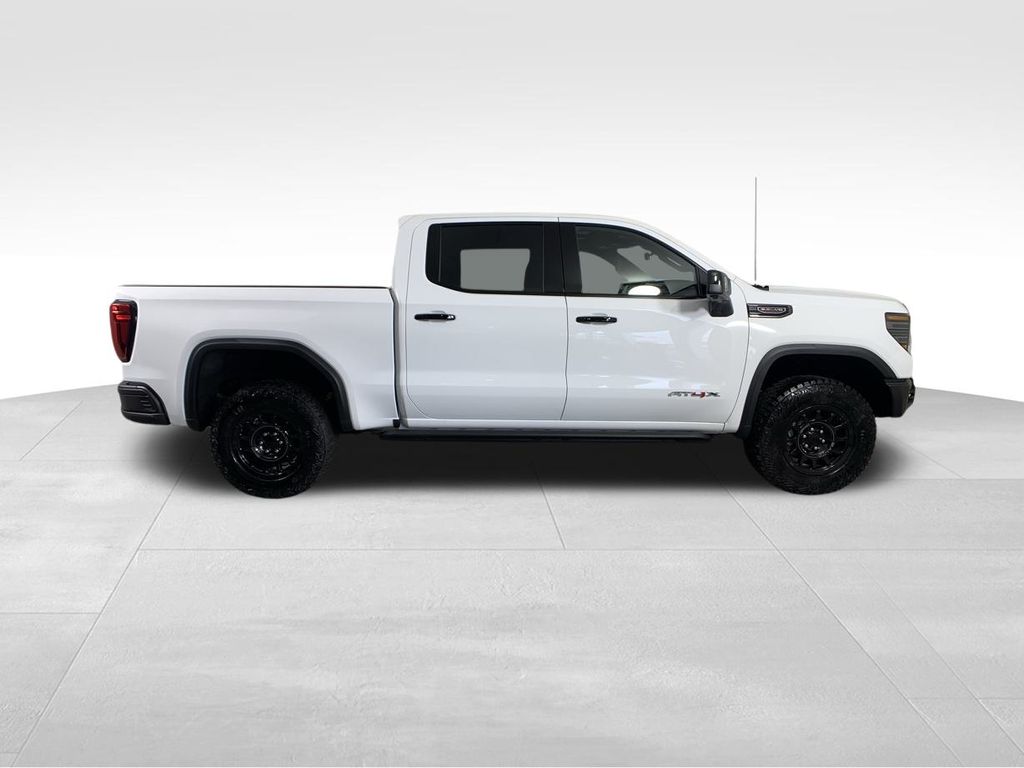 2024 GMC Sierra 1500 AT4X 7