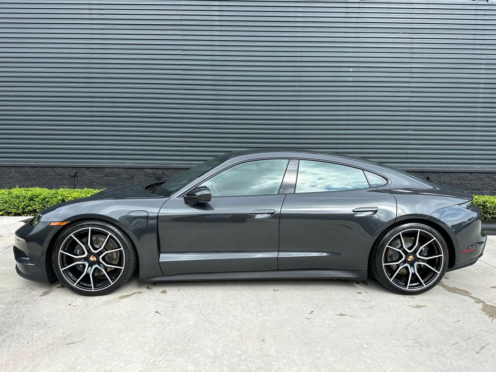 Thumbnail: 2025 Porsche Taycan - 2