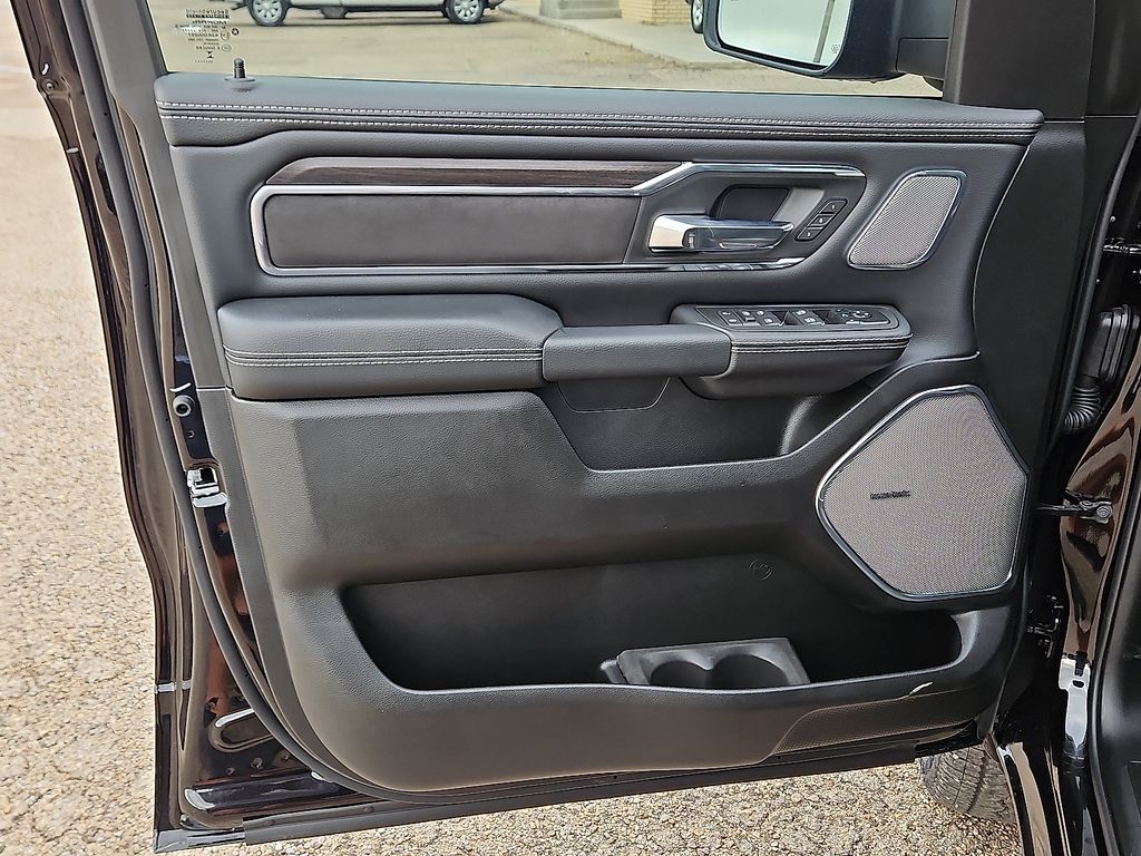 2026 RAM 1500 Laramie - Photo 11